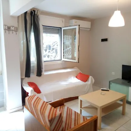 Savvas Mini Apartment *